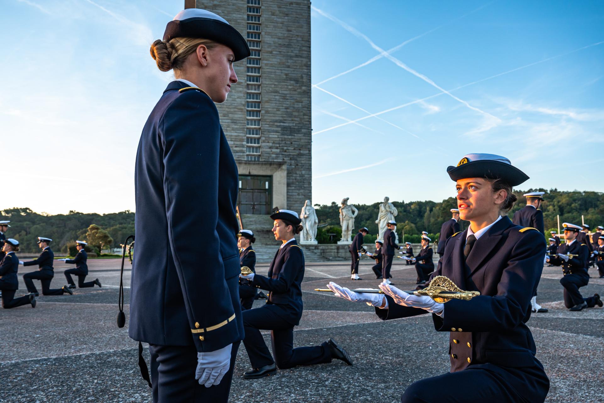 Cérémonie marine nationale école navale