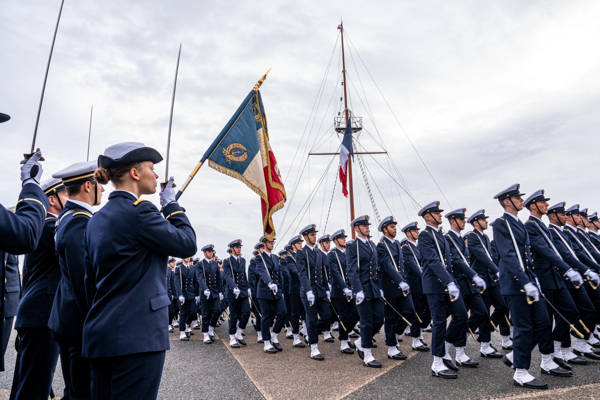 Cérémonie marine nationale école navale